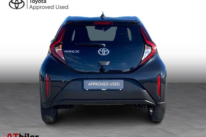 Sort Toyota Aygo X fra 2024