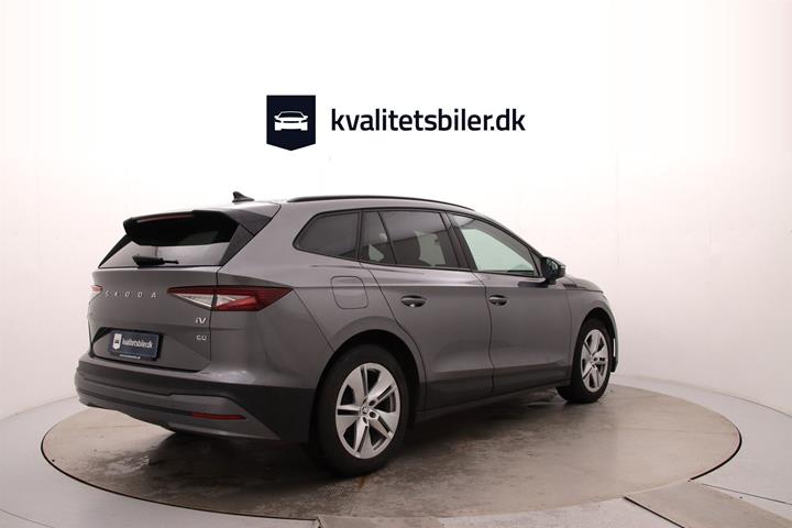 Grå Skoda Enyaq fra 2022