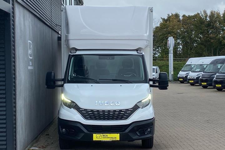 Hvid Iveco Daily fra 2021