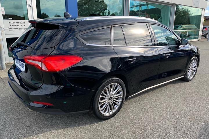 Sort Ford Focus fra 2019