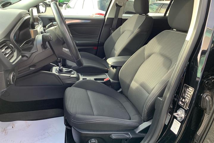 Sort Ford Focus fra 2019