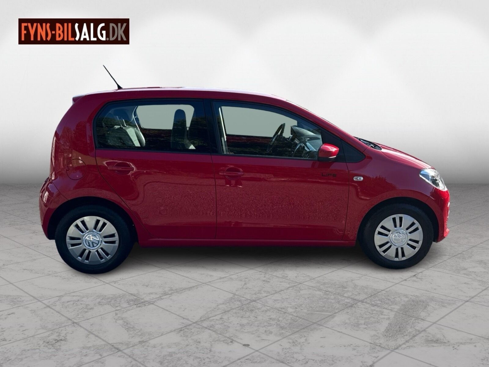 Rød VW UP! fra 2014