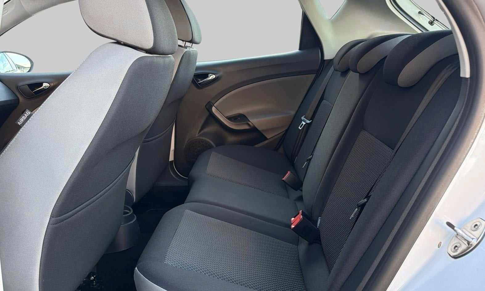 Hvid Seat Ibiza fra 2016