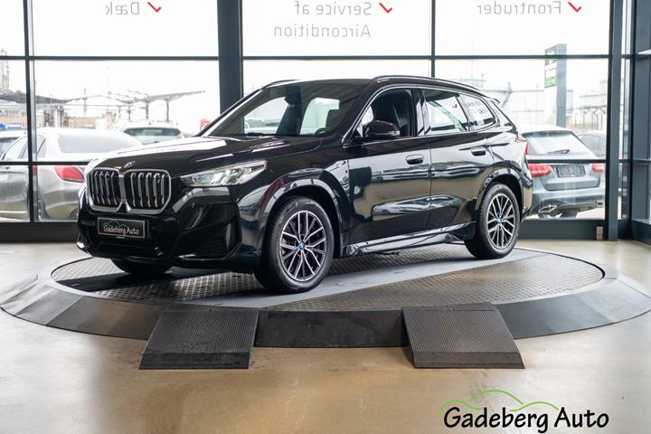 Sort BMW iX1 fra 2023