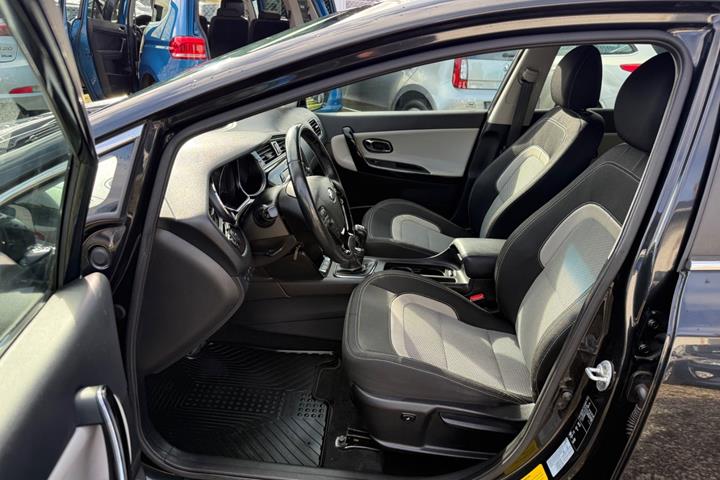 Sort Kia Ceed fra 2016