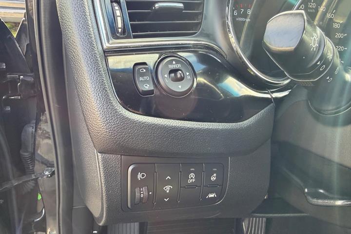 Sort Kia Ceed fra 2016