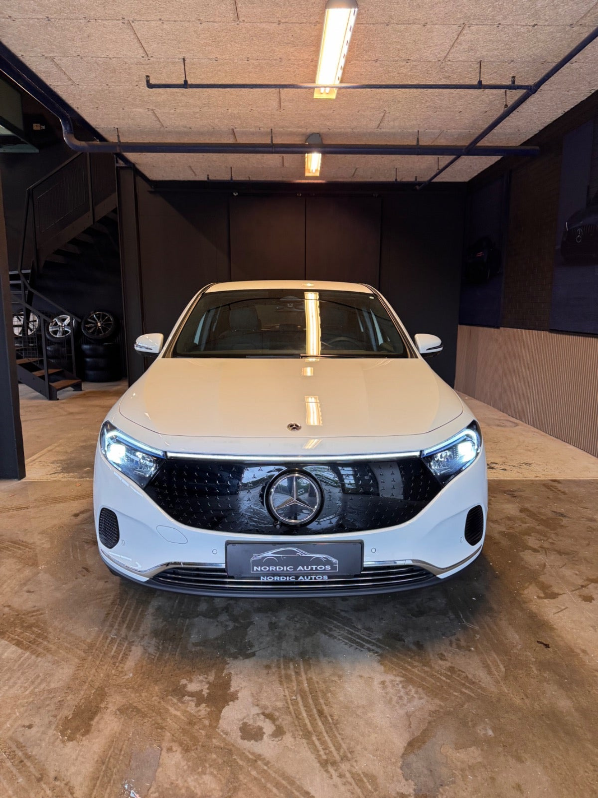 Hvid Mercedes EQA250+ fra 2025