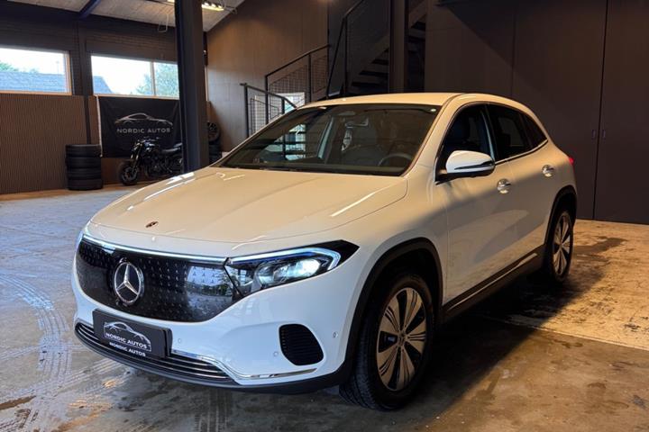 Hvid Mercedes EQA250+ fra 2025