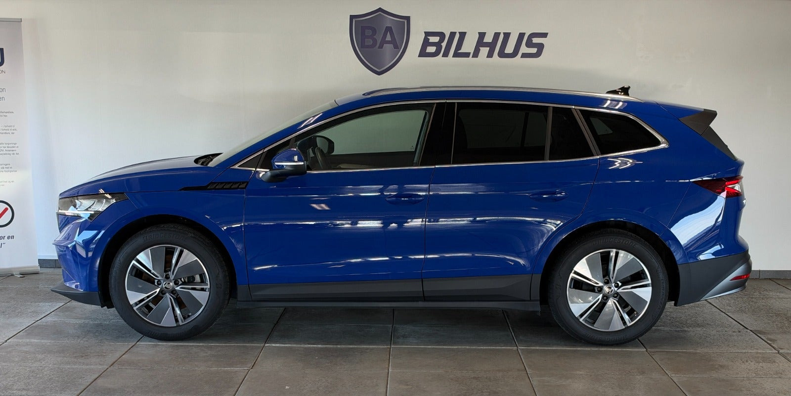 Blå Skoda Enyaq fra 2023