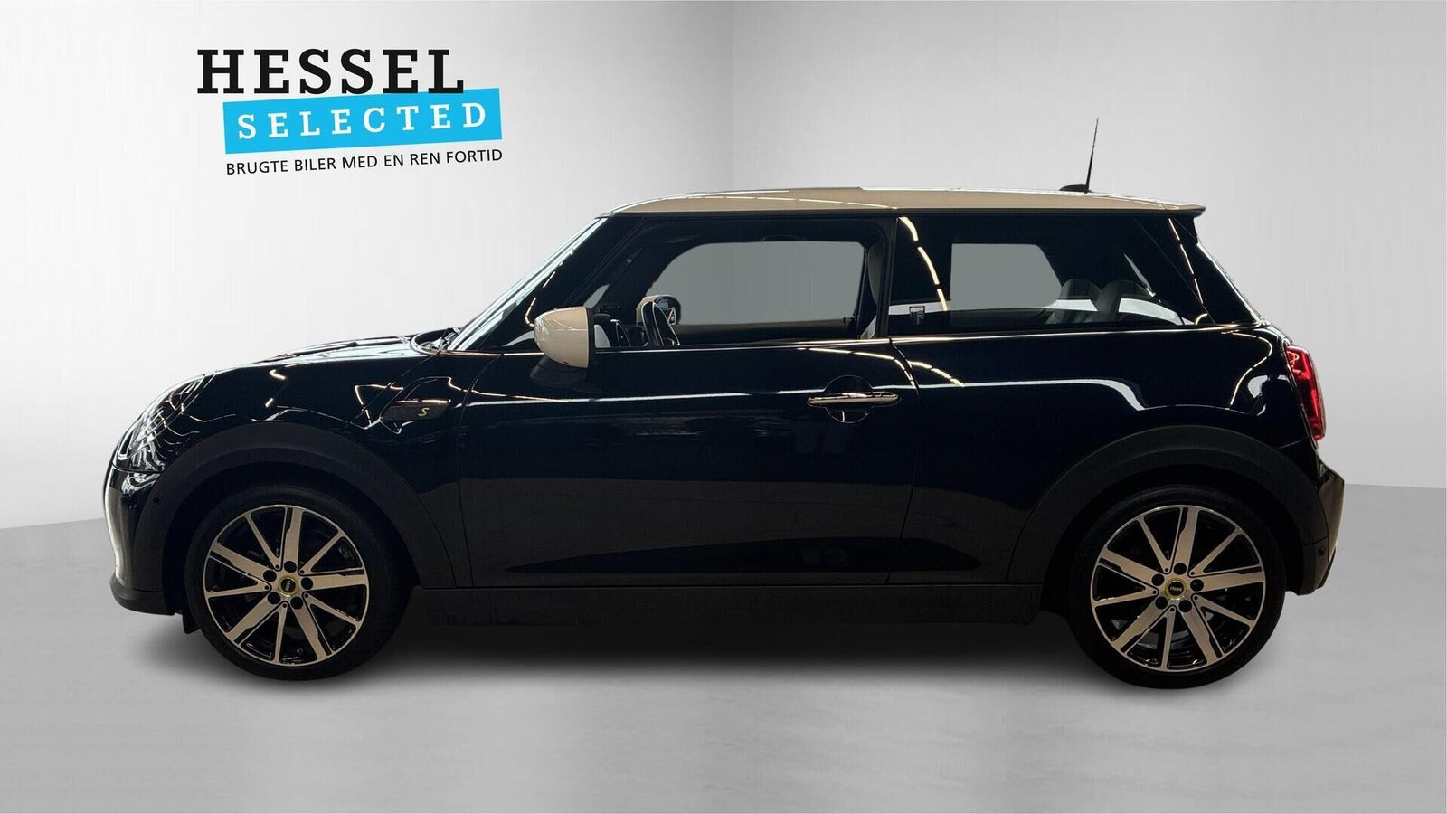 Sort Mini Cooper SE fra 2023