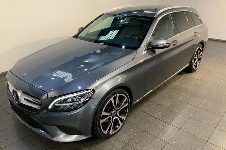 Grå Mercedes C220 d fra 2018