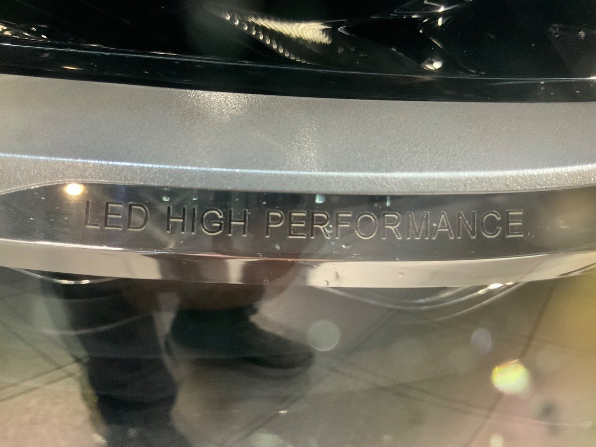 Grå Mercedes C220 d fra 2018