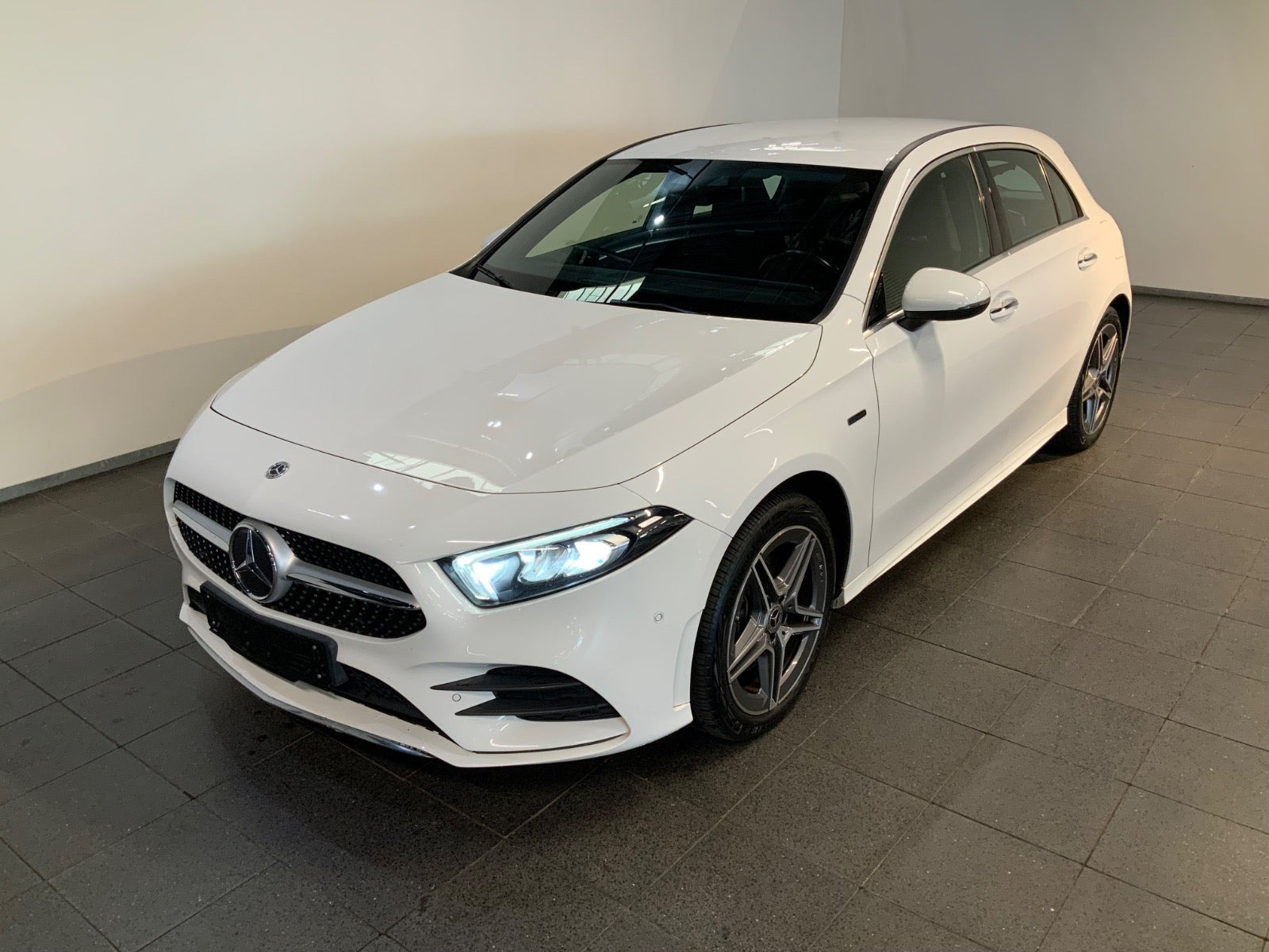 Mercedes A250 e 1,3 AMG Line aut.