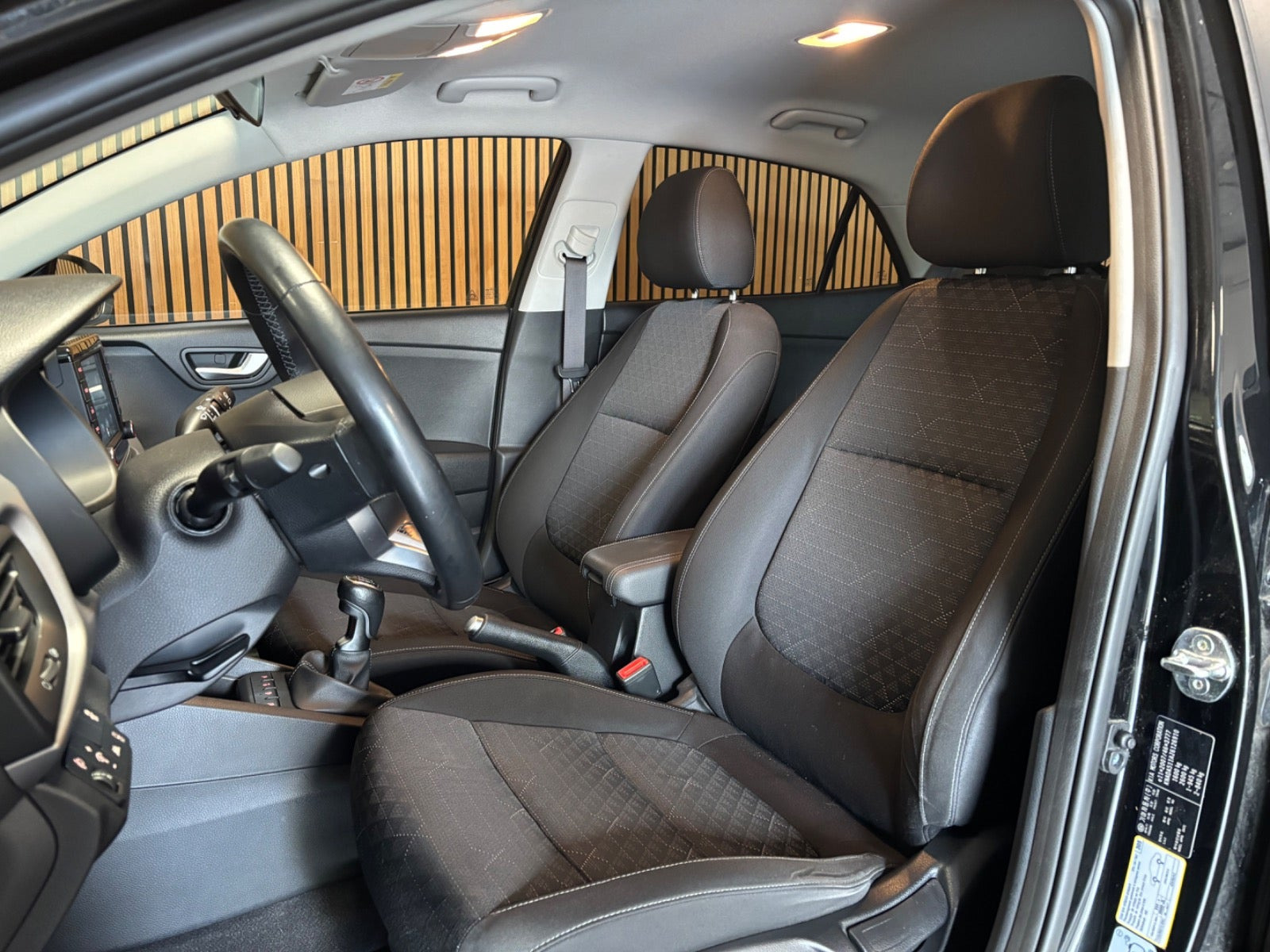 Sort Kia Rio fra 2018