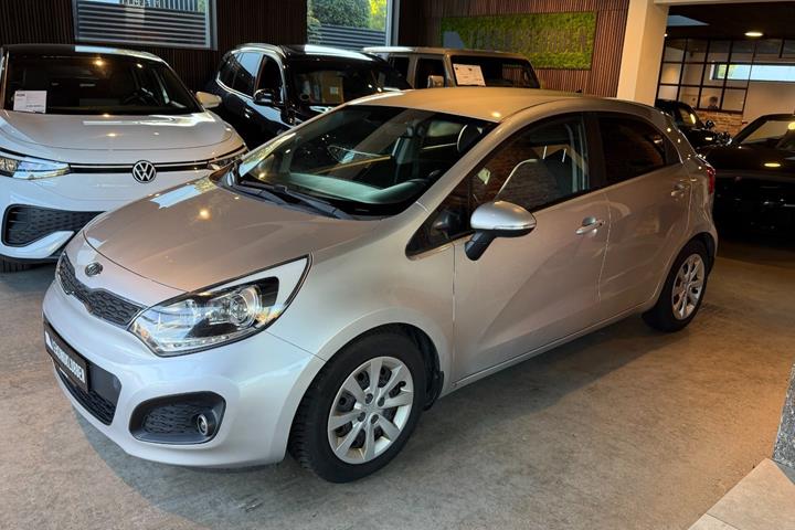 undefined Kia Rio fra 2012