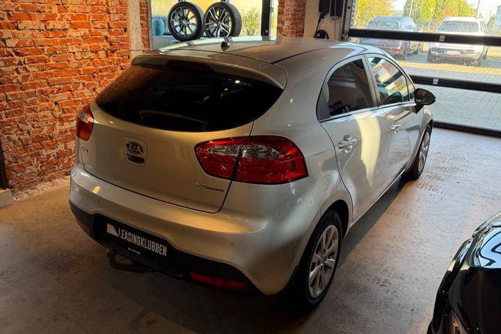 undefined Kia Rio fra 2012