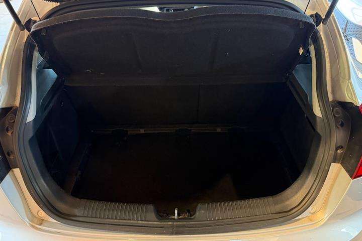 undefined Kia Rio fra 2012
