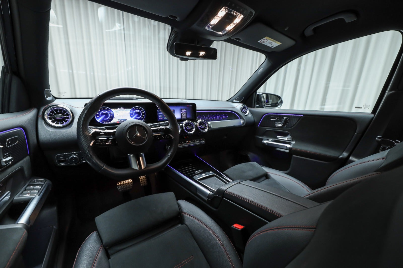 Sort Mercedes EQB250+ fra 2026