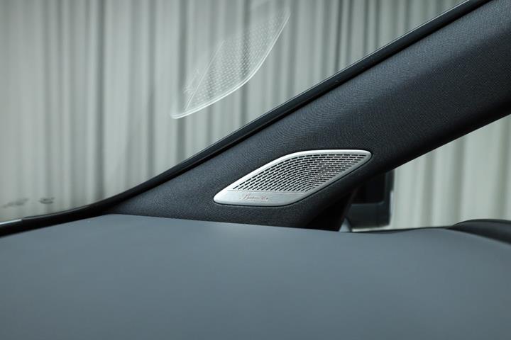 Sølv Mercedes CLA250+ fra 2026