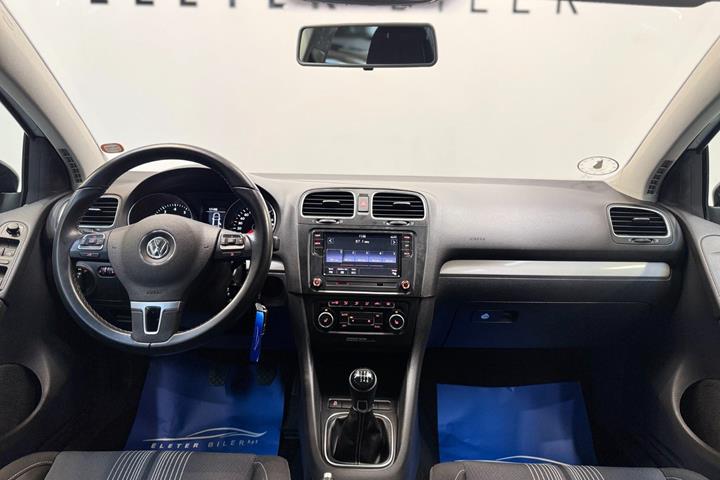 Sølv VW Golf VI fra 2012