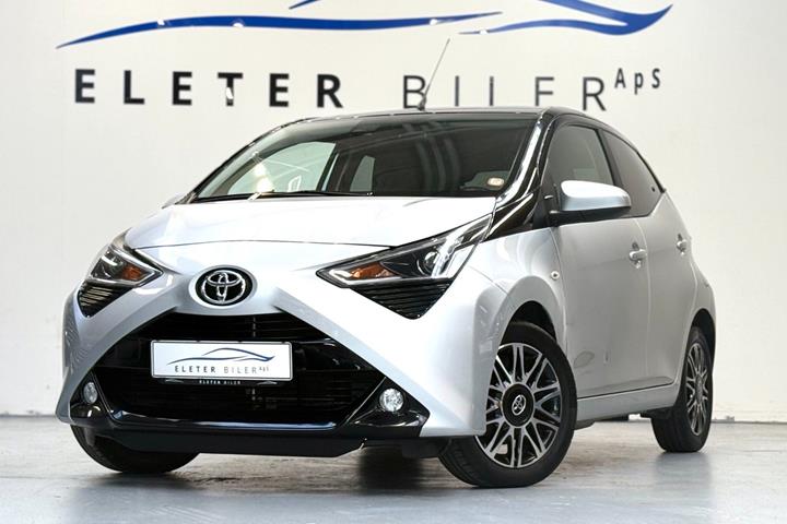 Sølv Toyota Aygo fra 2019