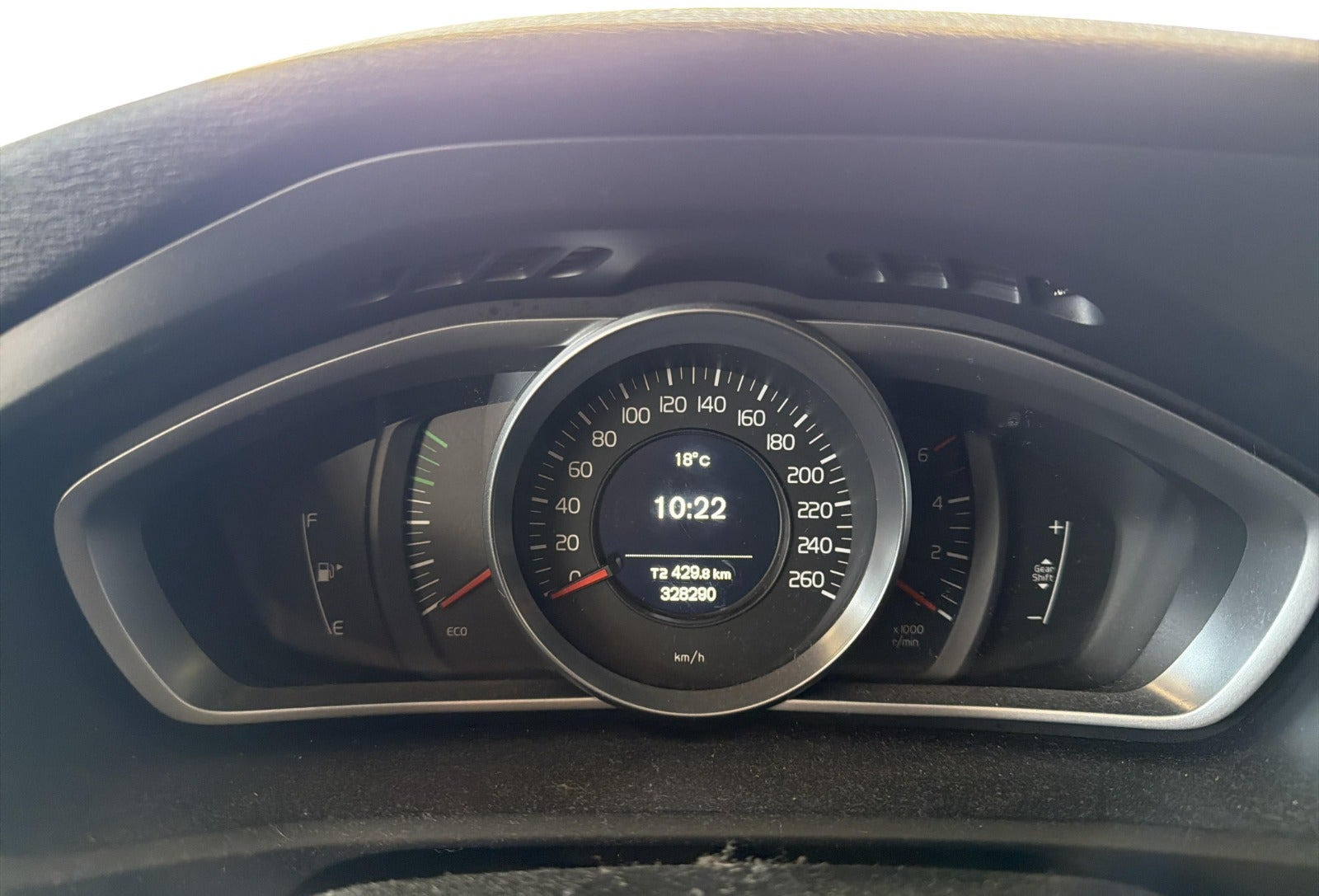 Sort Volvo V40 CC fra 2014