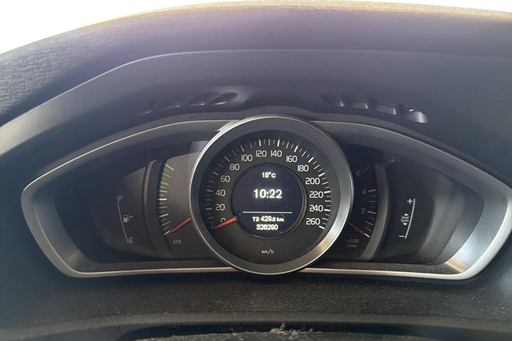 Sort Volvo V40 CC fra 2014