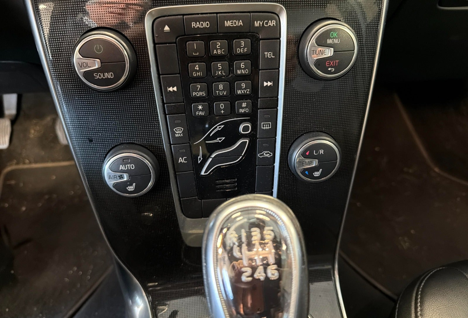 Sort Volvo V40 CC fra 2014