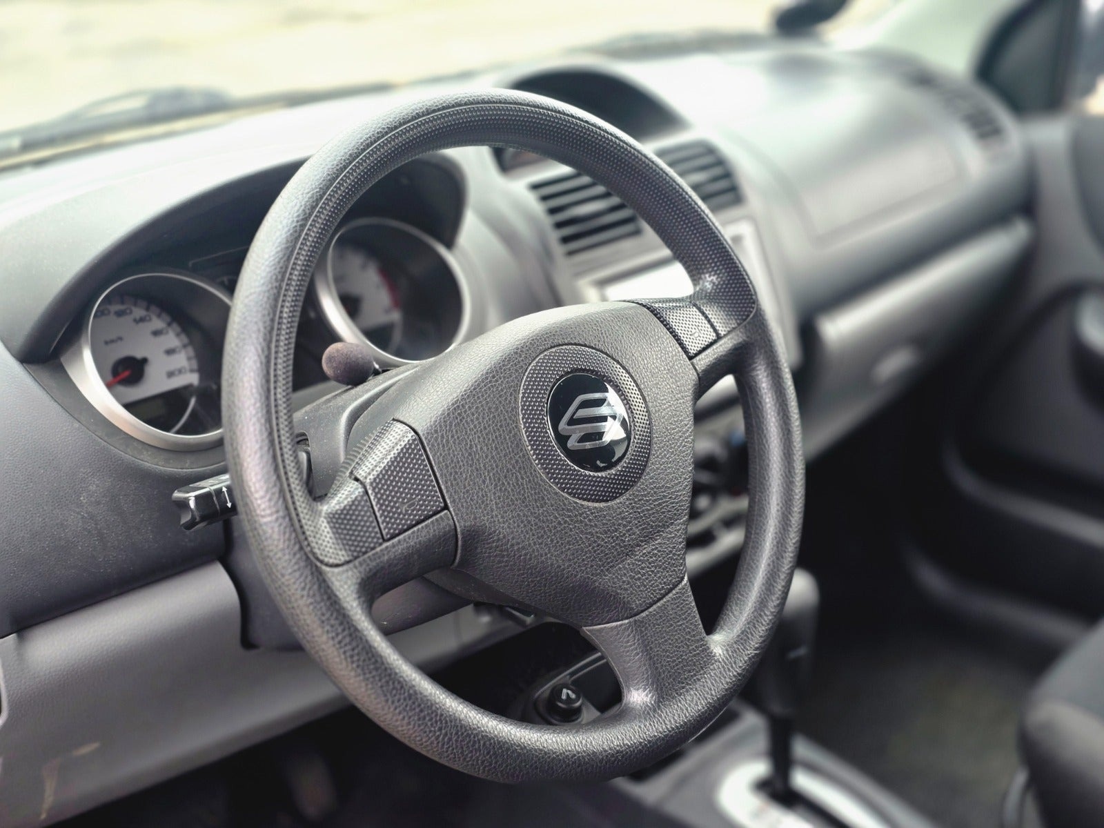 Sort Suzuki Ignis fra 2008