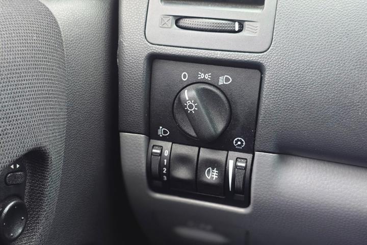 Sort Suzuki Ignis fra 2008