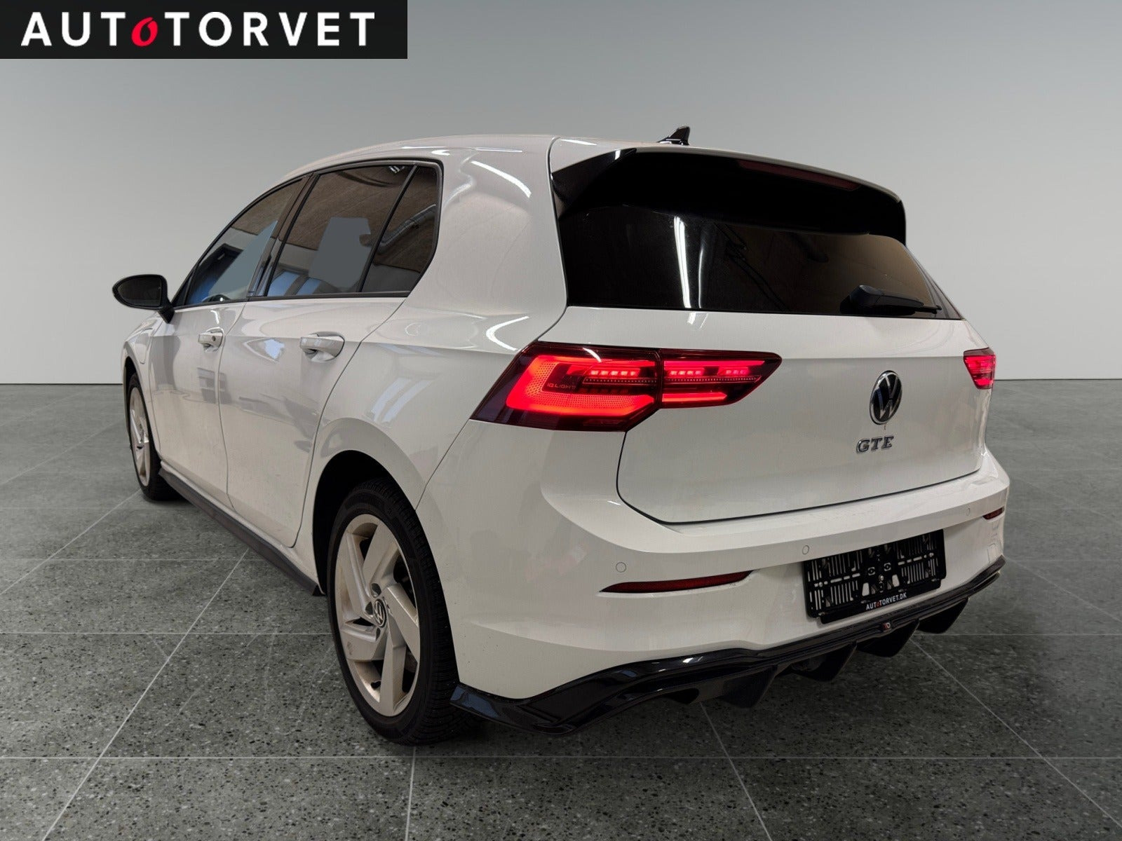 Hvid VW Golf VIII fra 2021