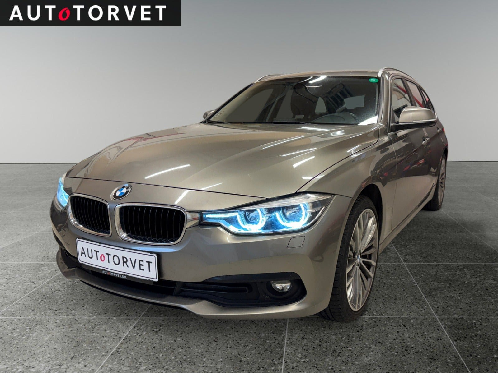 BMW 320d 2,0 Touring aut.