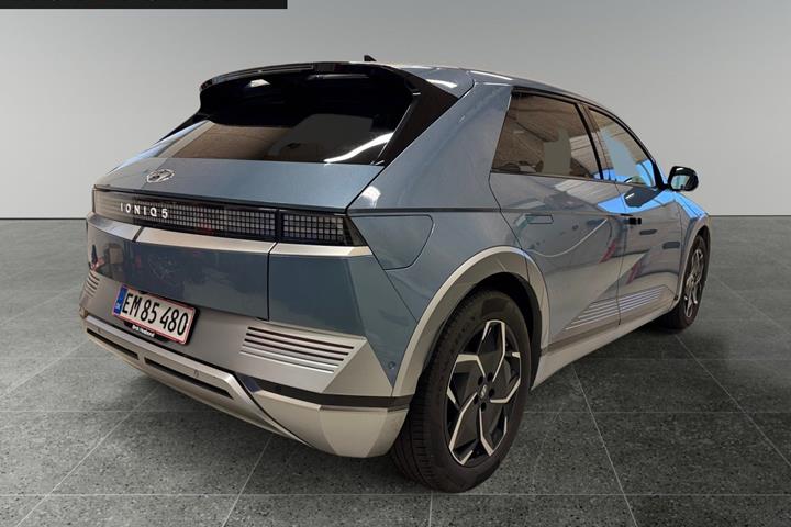 Blå Hyundai Ioniq 5 fra 2022