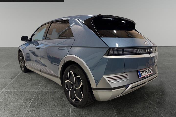 Blå Hyundai Ioniq 5 fra 2022
