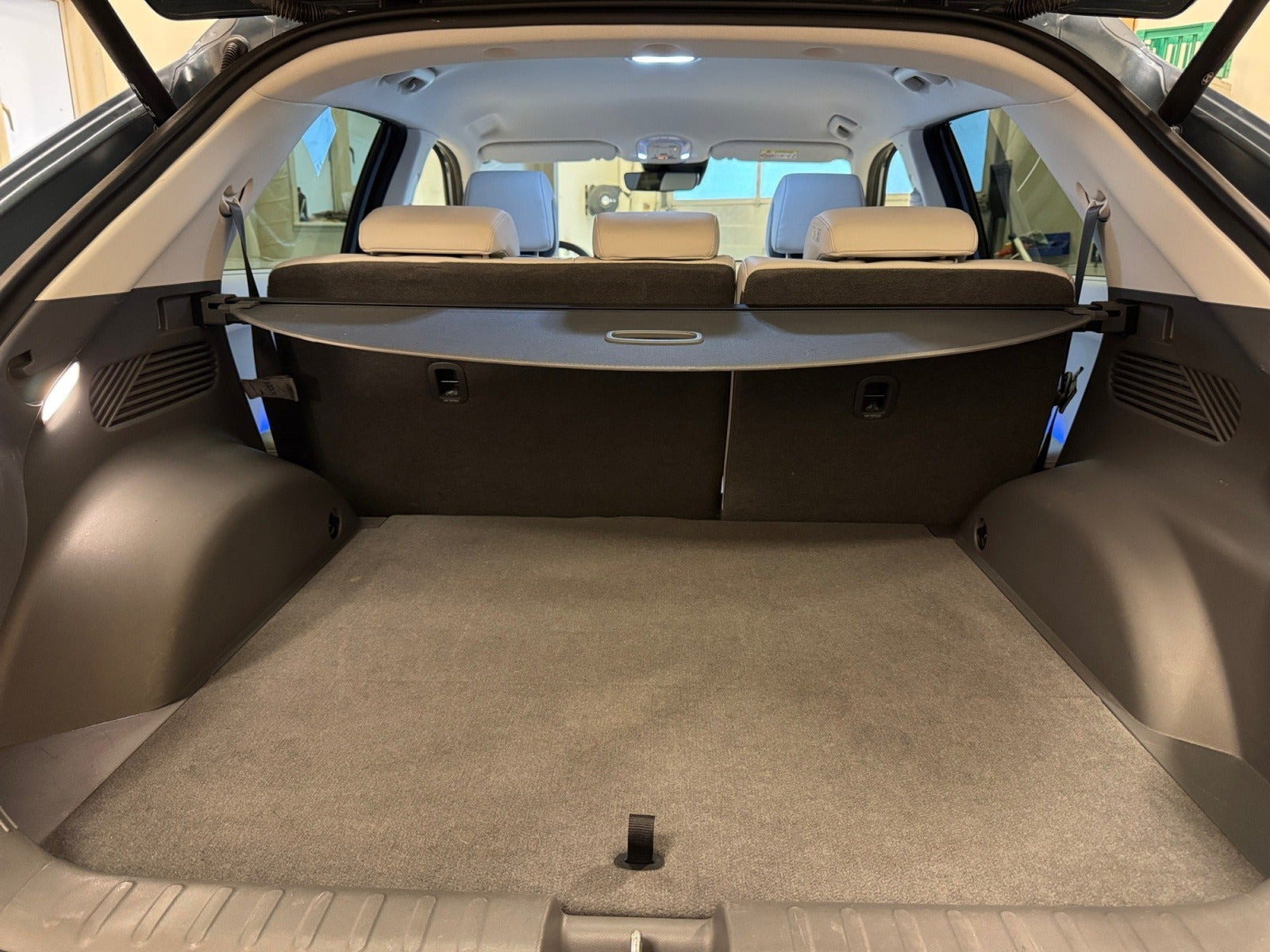 Blå Hyundai Ioniq 5 fra 2022