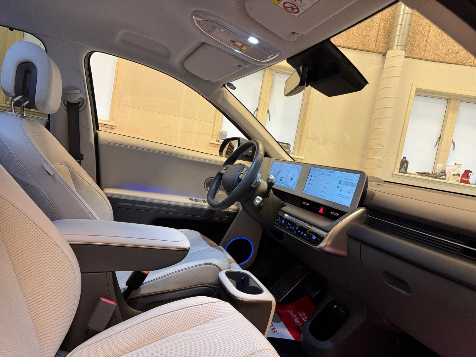 Blå Hyundai Ioniq 5 fra 2022