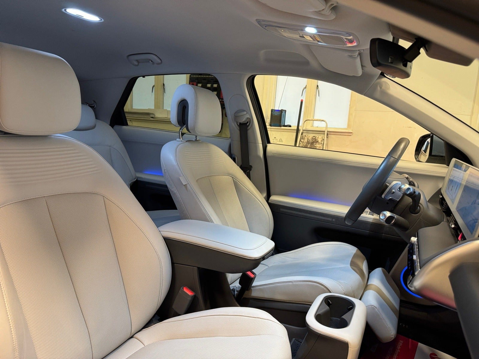 Blå Hyundai Ioniq 5 fra 2022