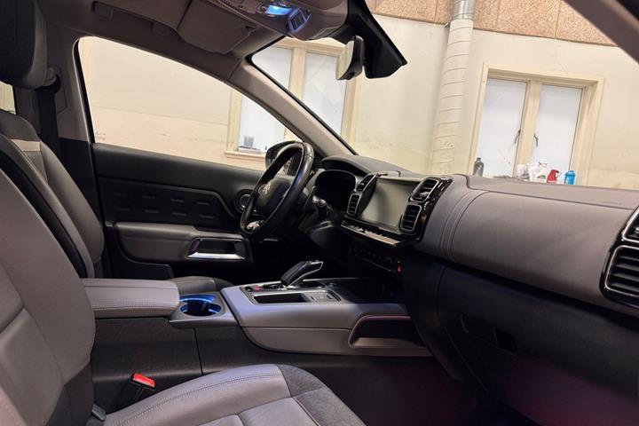 Grå Citroën C5 Aircross fra 2020