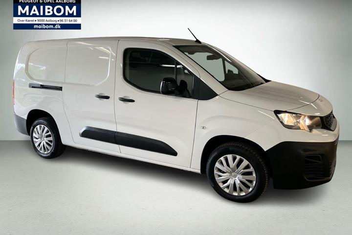 Hvid Peugeot Partner fra 2022