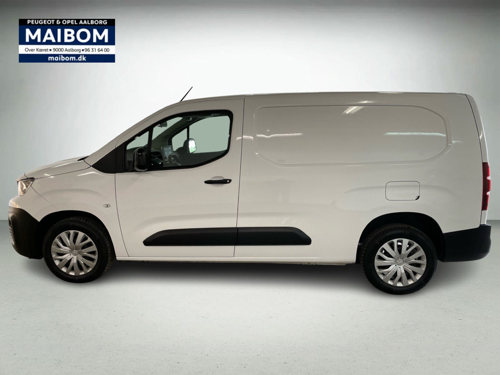 Hvid Peugeot Partner fra 2022