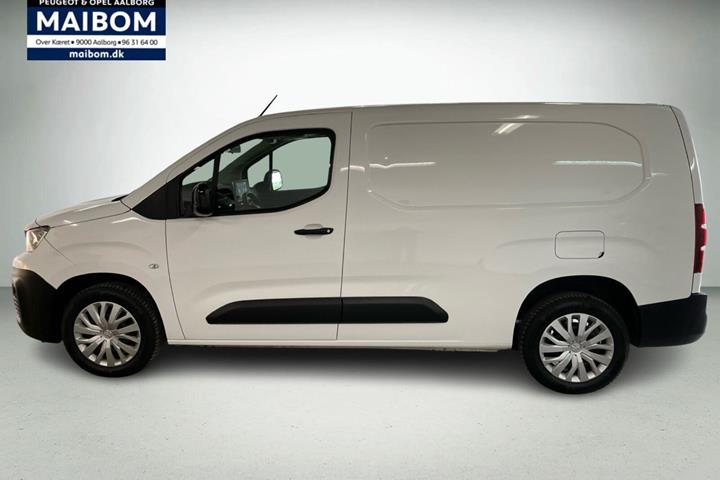 Hvid Peugeot Partner fra 2022