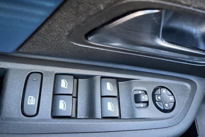 Sort Citroën ë-C4 fra 2021