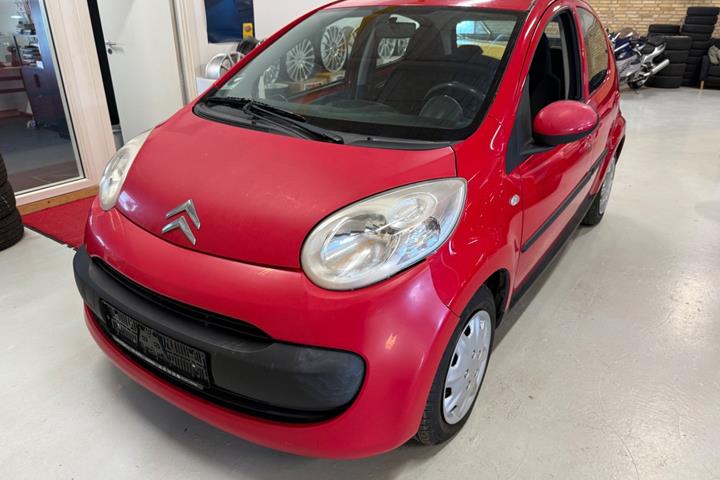 Rød Citroën C1 fra 2006