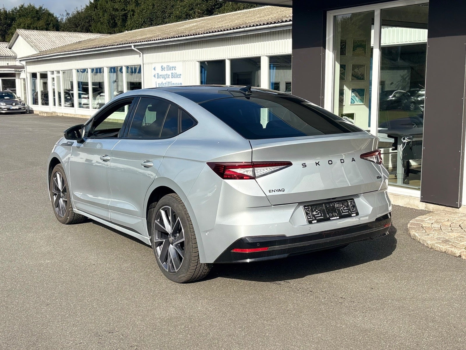 Sølv Skoda Enyaq fra 2024