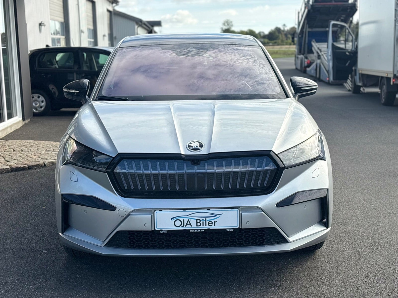 Sølv Skoda Enyaq fra 2024