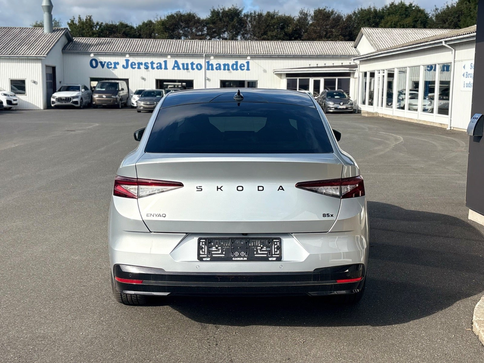 Sølv Skoda Enyaq fra 2024