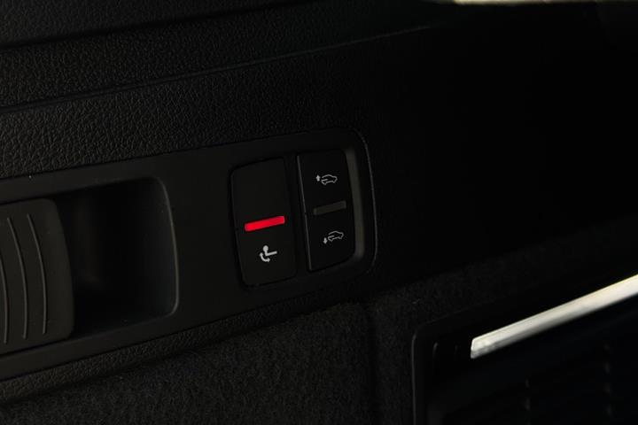 Sort Audi SQ5 fra 2020