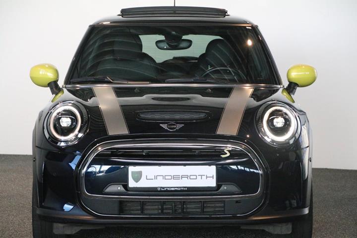 Sort Mini Cooper SE fra 2023
