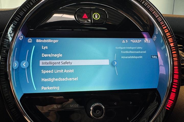Sort Mini Cooper SE fra 2023