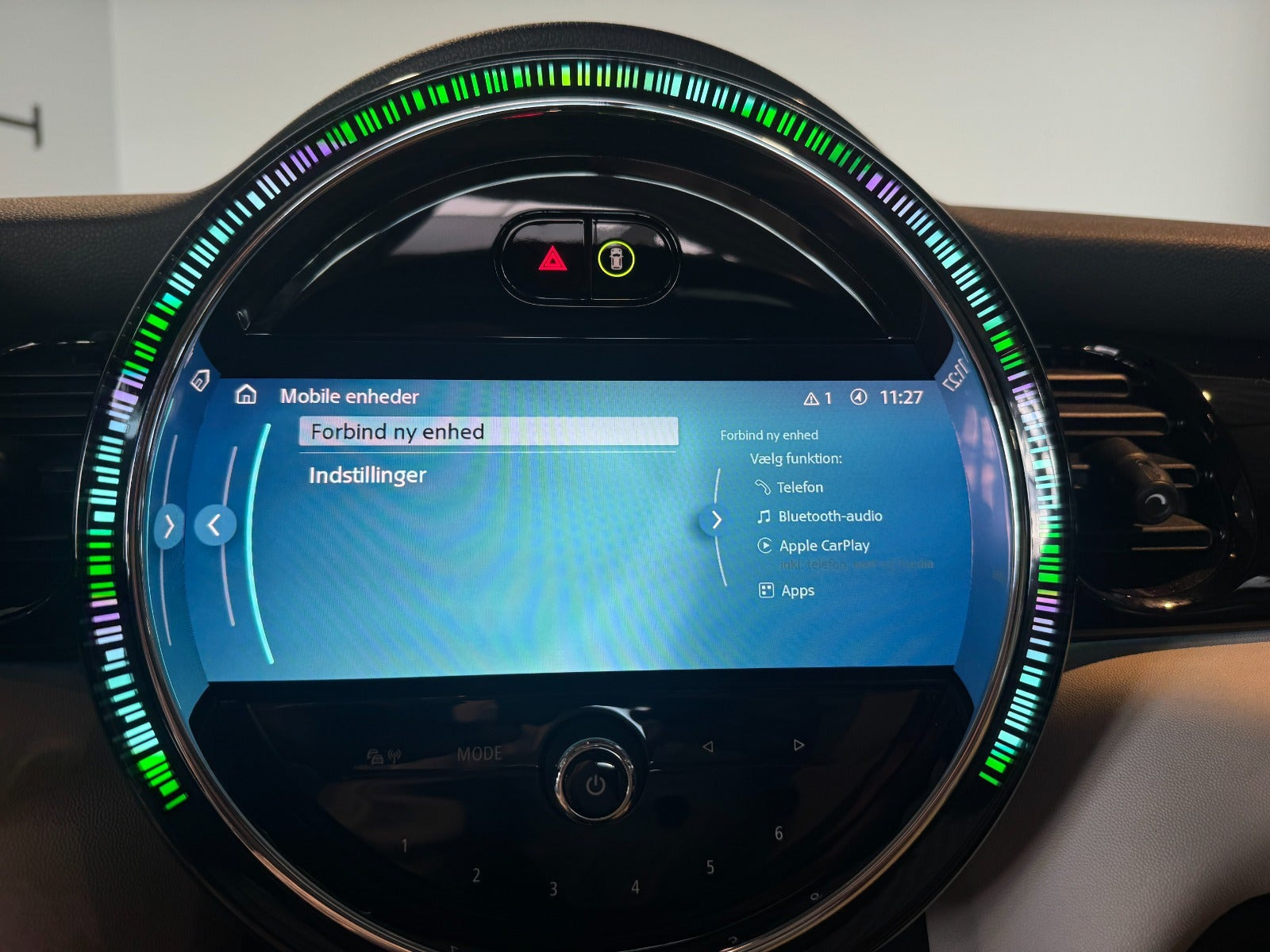 Sølv Mini Cooper SE fra 2023